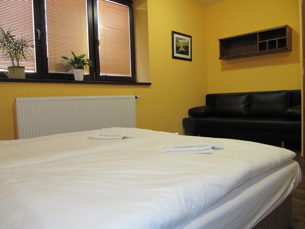Penzion Vinarsky Dvorek Velke Nemcice Room photo